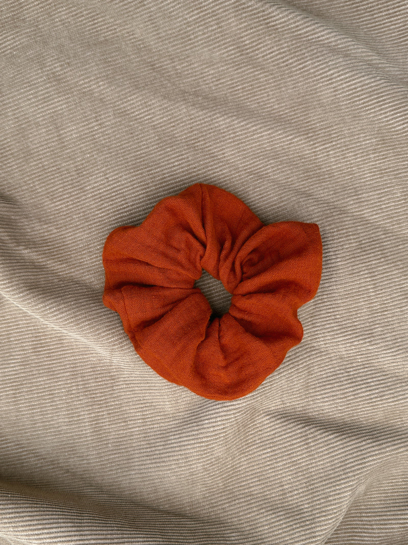 SOLANA SCRUNCHIE